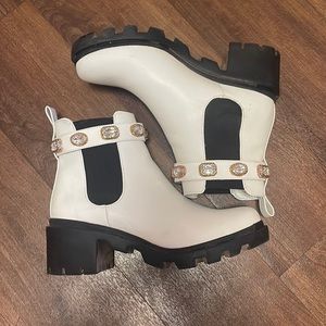 Steve Madden white boots